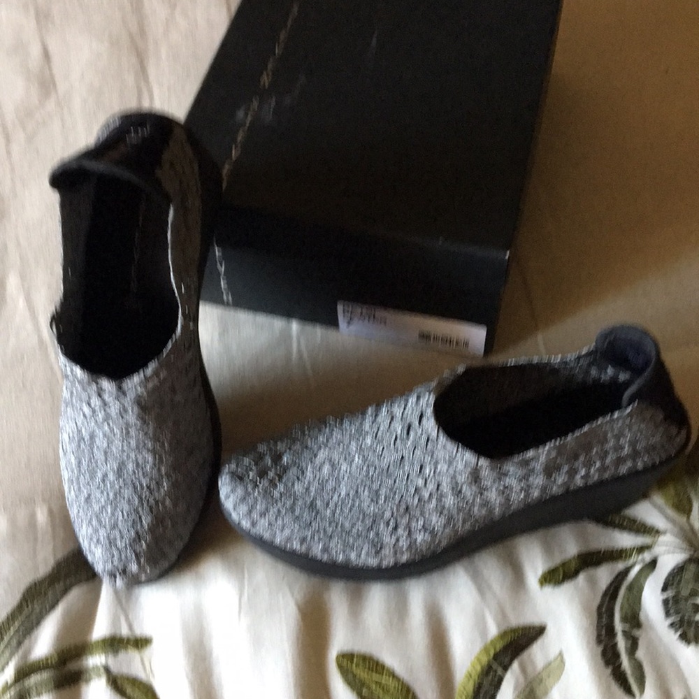 Steve Madden Shoes only worn once still in box